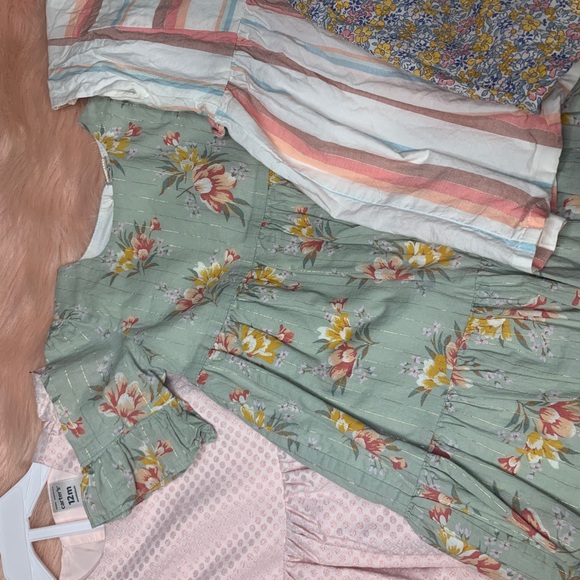 Carter’s - Picture 5 of 5